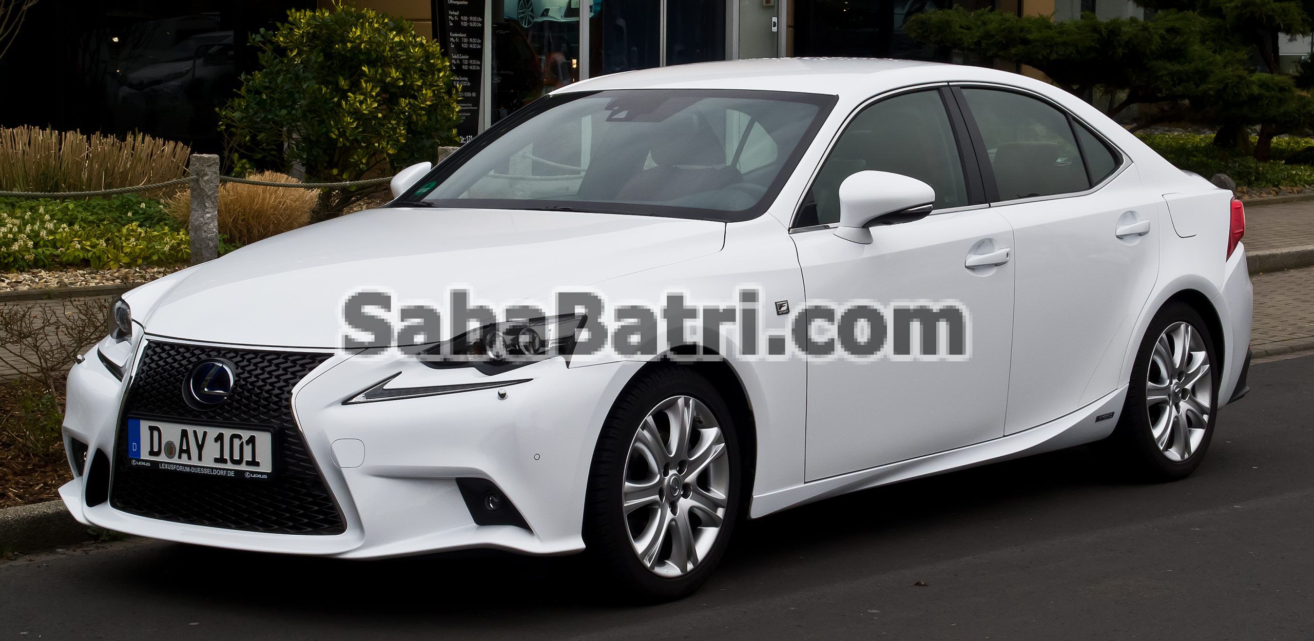 lexus is300 2 scaled باتری لکسوس IS300