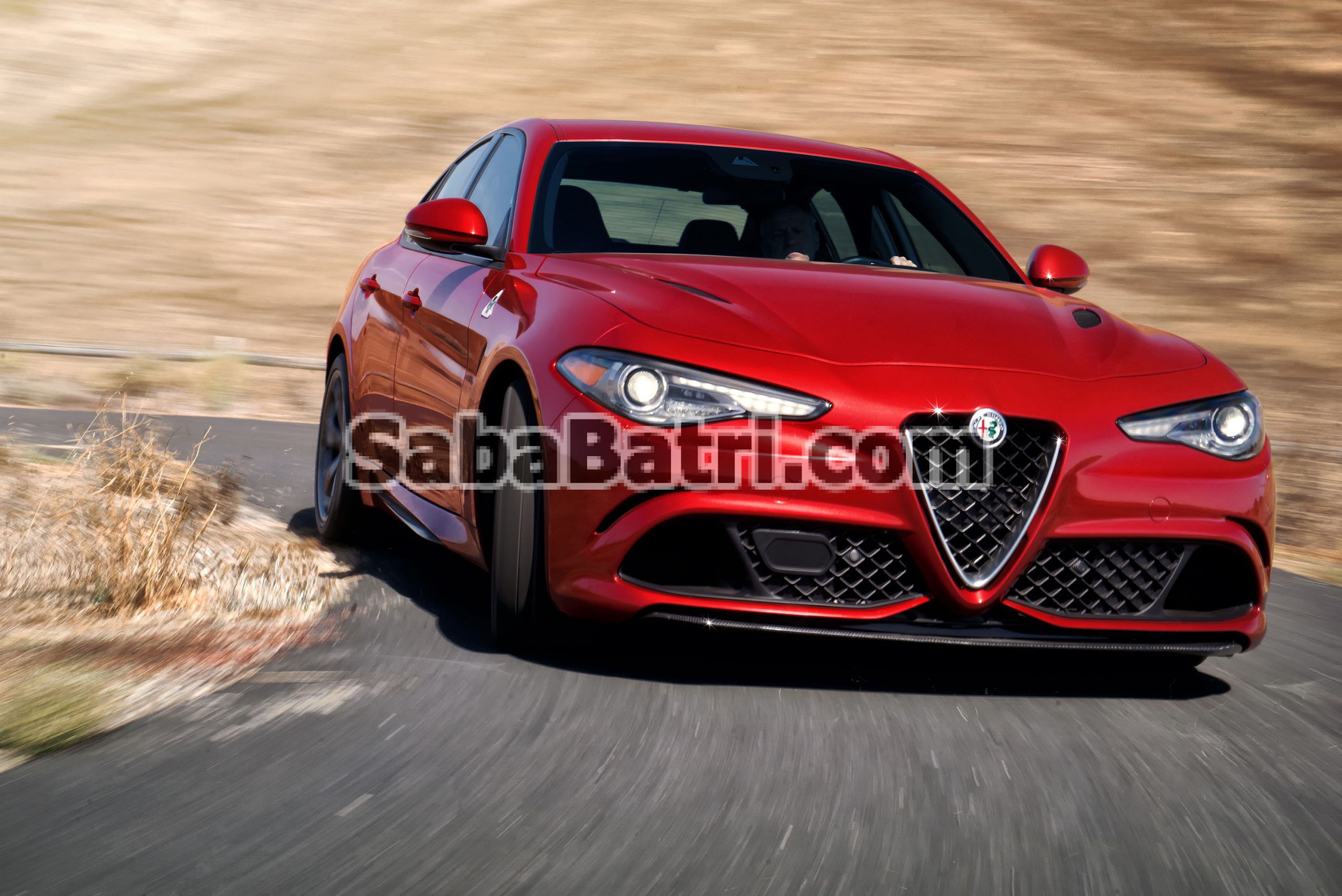 Alfa Romeo Giulia 2 scaled باتری آلفارومئو جولیتا