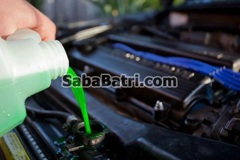 سطح پایین مایع خنک کننده