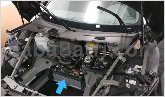 محل باتری آئودی R8